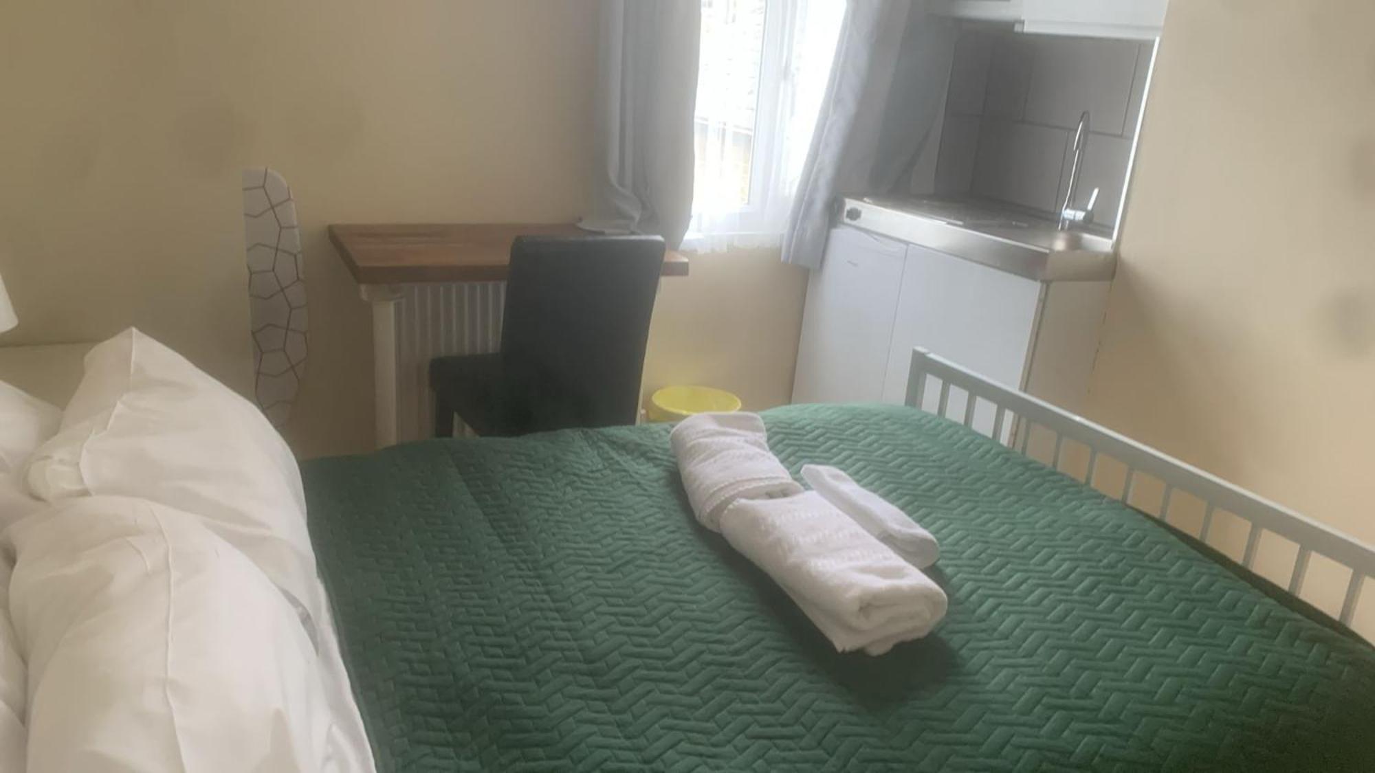 Specious Studio Flats Лондон Екстер'єр фото